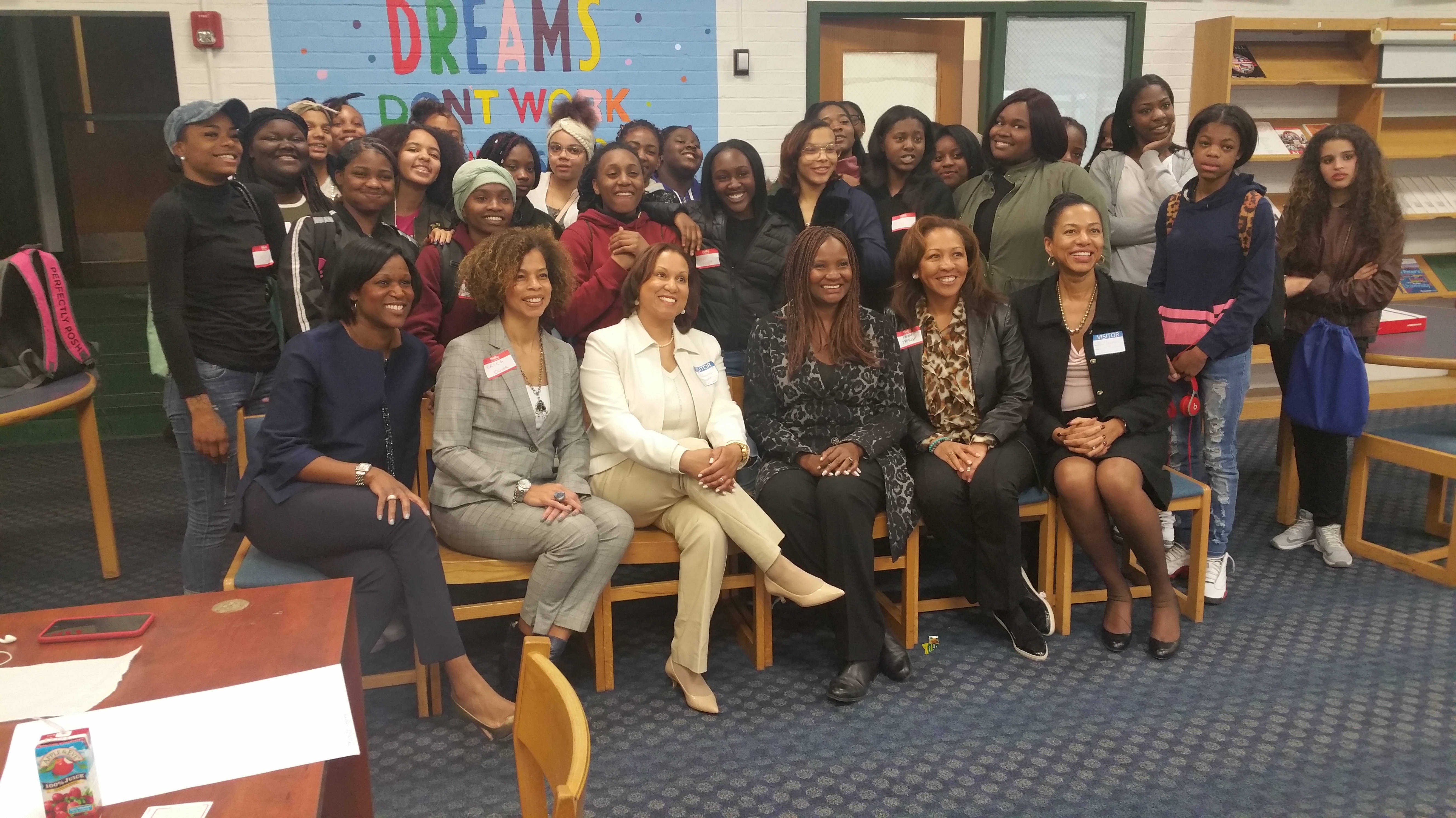 48478facff8933b0b510_MENTORING_WORKSHOP.jpg