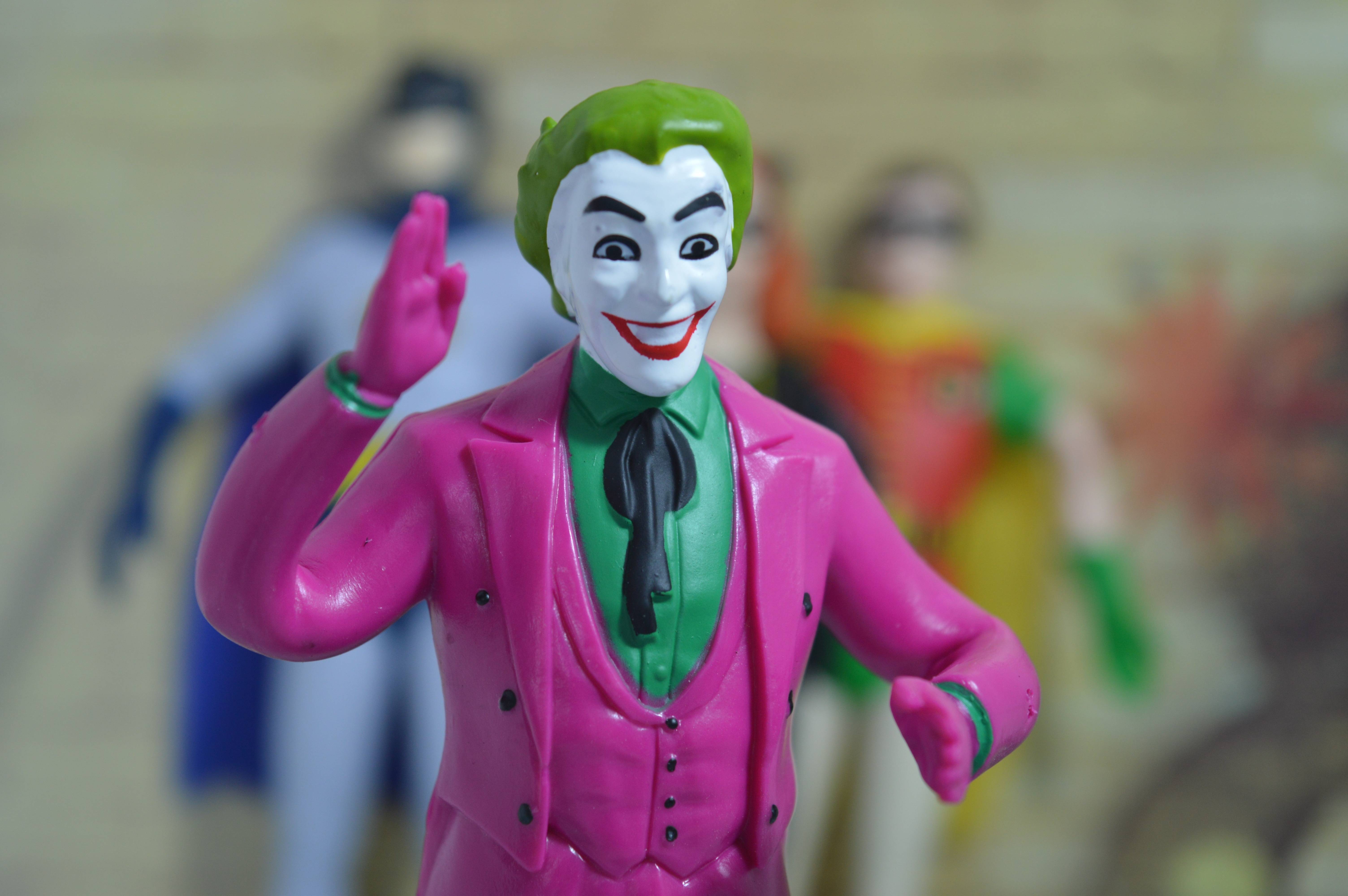 49371ba434183bc73894_e030c8896a8ae549583c_joker-1104762.jpg
