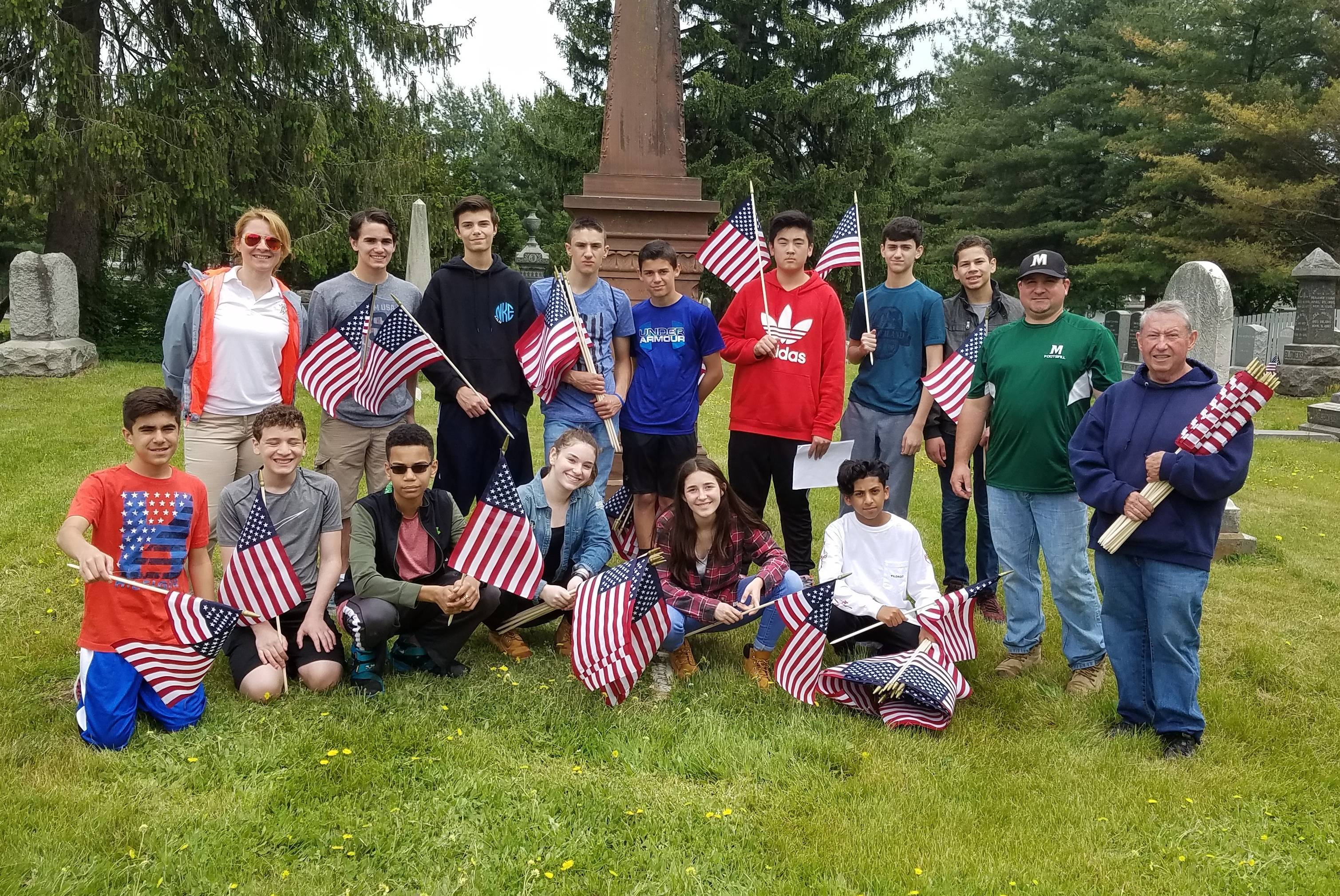 4ac594e868fb9ce0779c_a_crop_class_pic_cemetery_2017.jpg