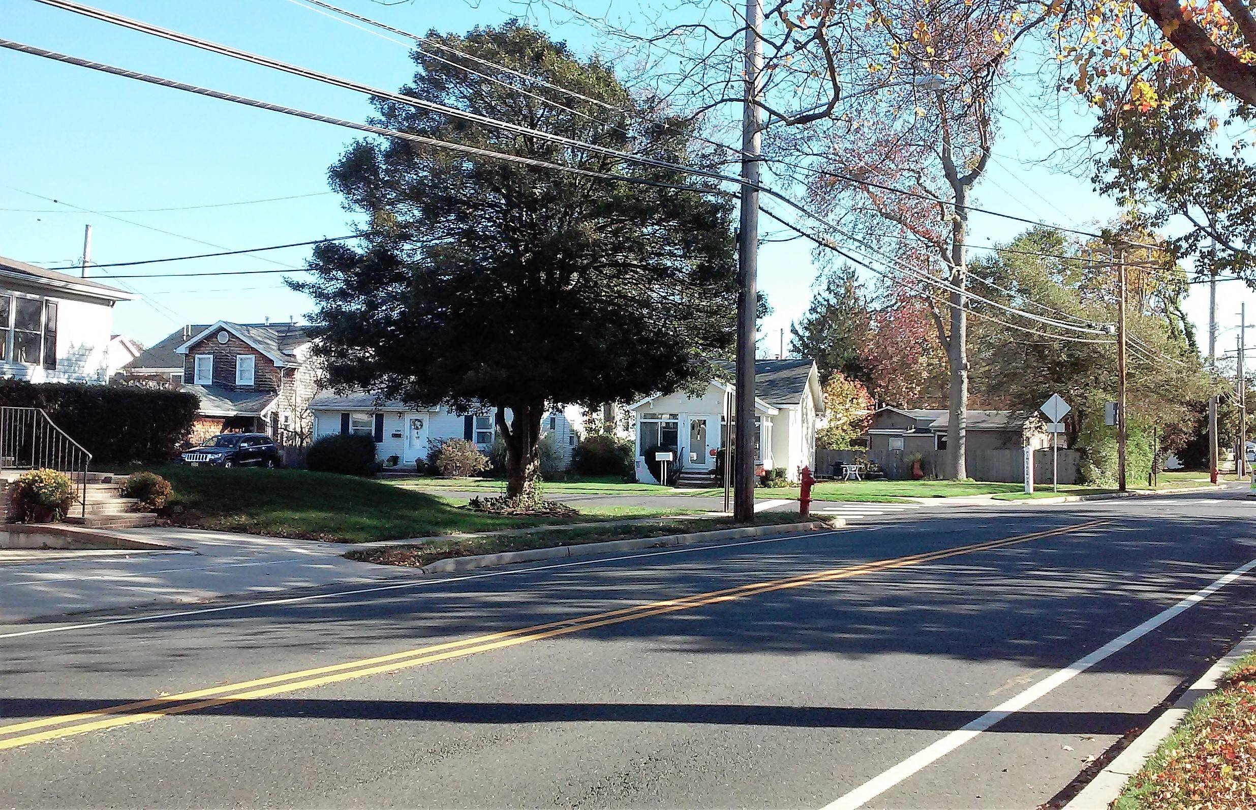 4b05de0a921978828d20_belmarrhodeislandpoint.jpg