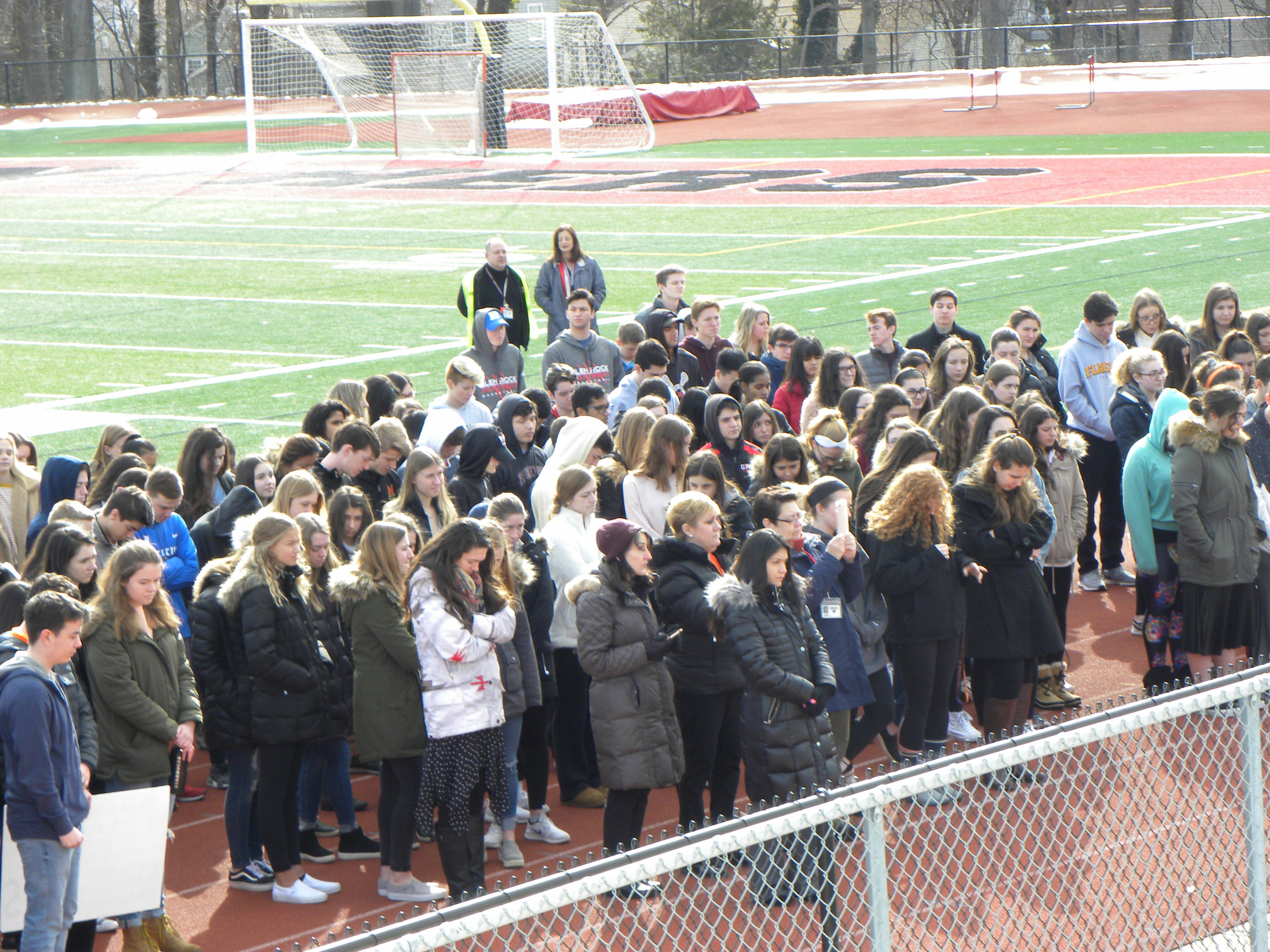4b3638b5f9ca29860165_John_Arlotta__Kathleen_Walter_and_student_body.jpg