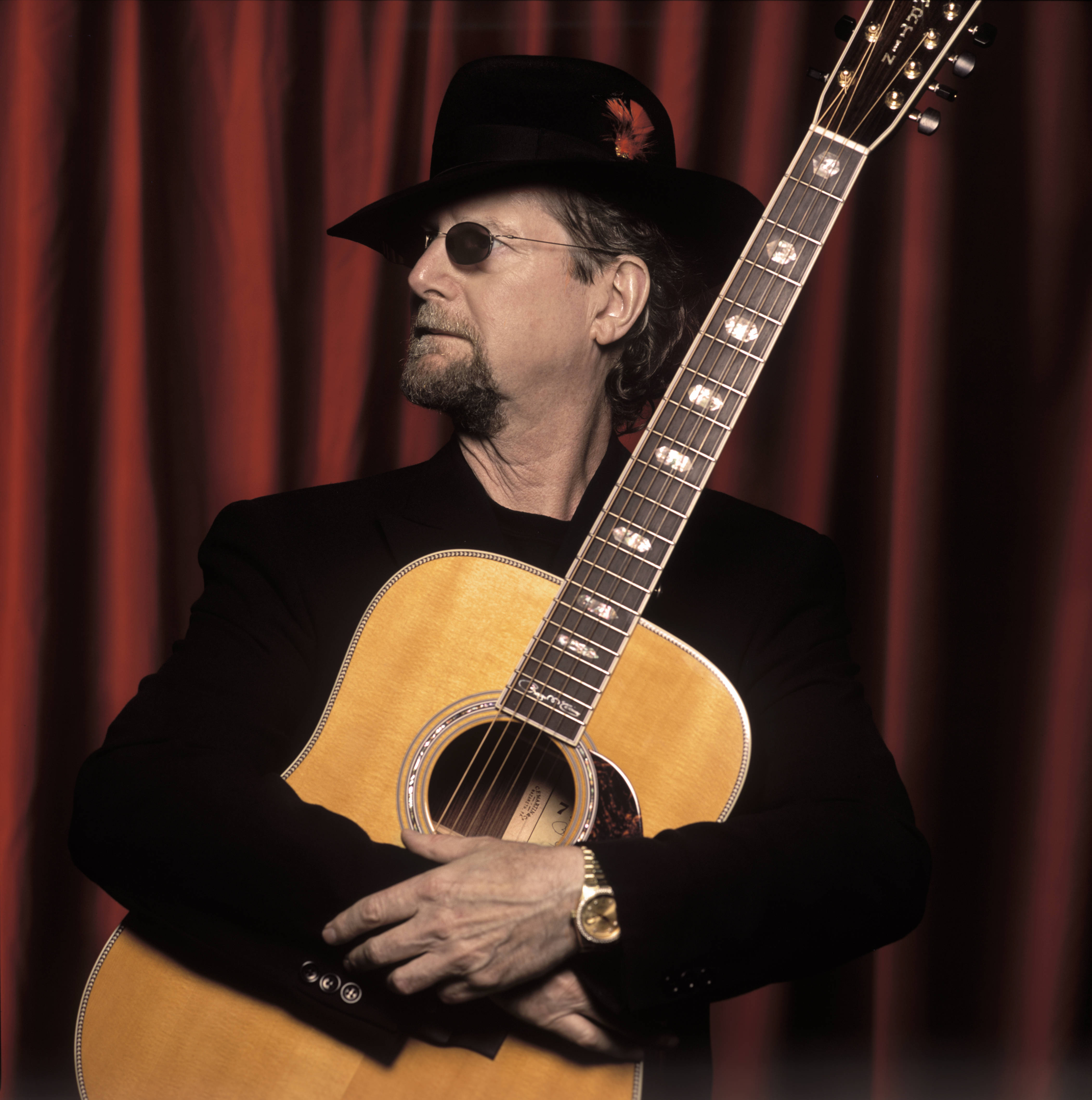 4b4d60f07a155d9fcec6_ROGER_McGUINN__001_.jpg