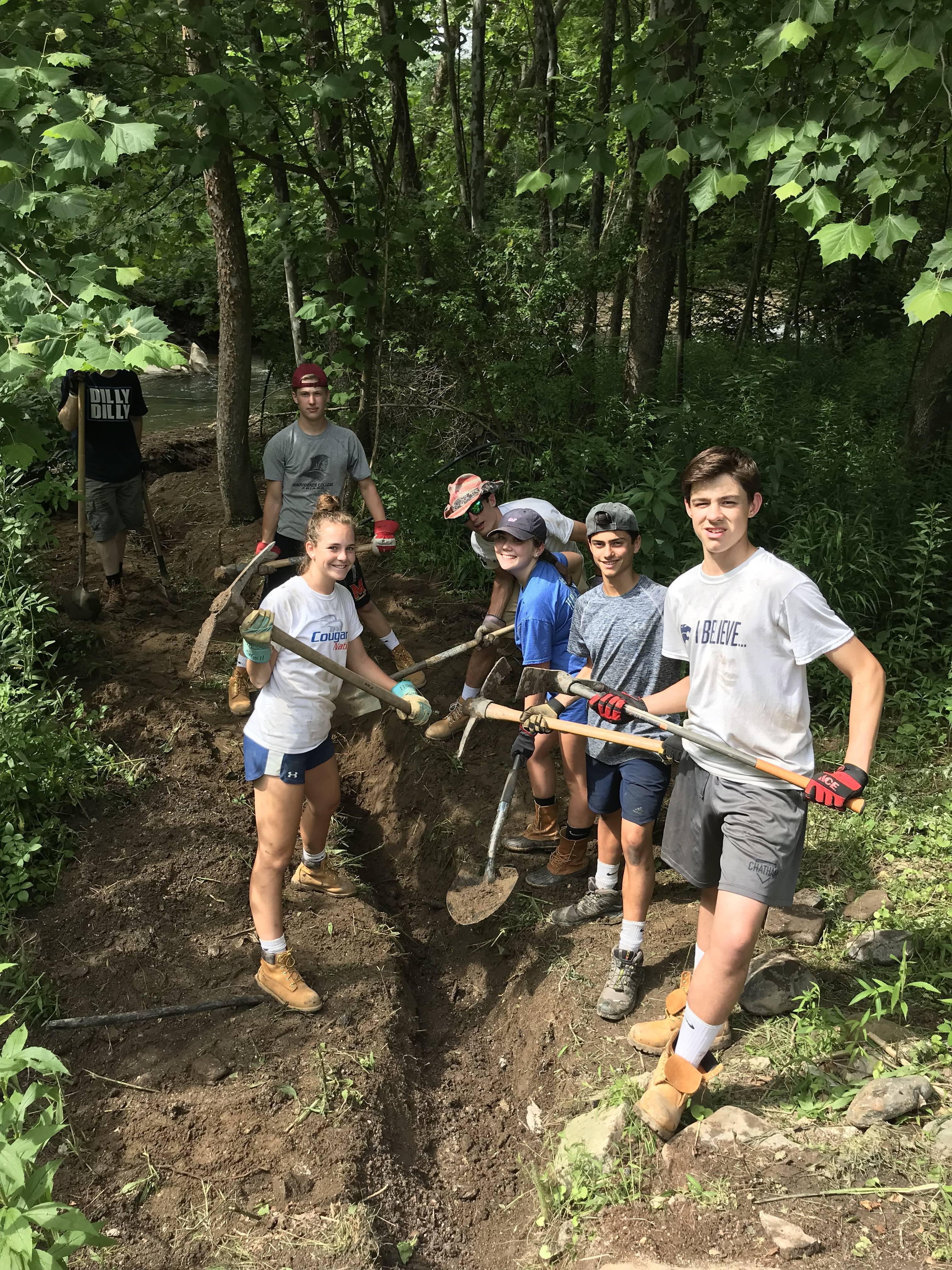 4fef10e3e9b136885b99_0ec447f596c53594b91a_Appalachia_Help_Week_1_2018_St._Patrick_Parish.jpg