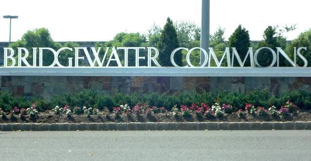 50ba33a688631d368143_sompixbridgewatercommonsmallsign.jpg