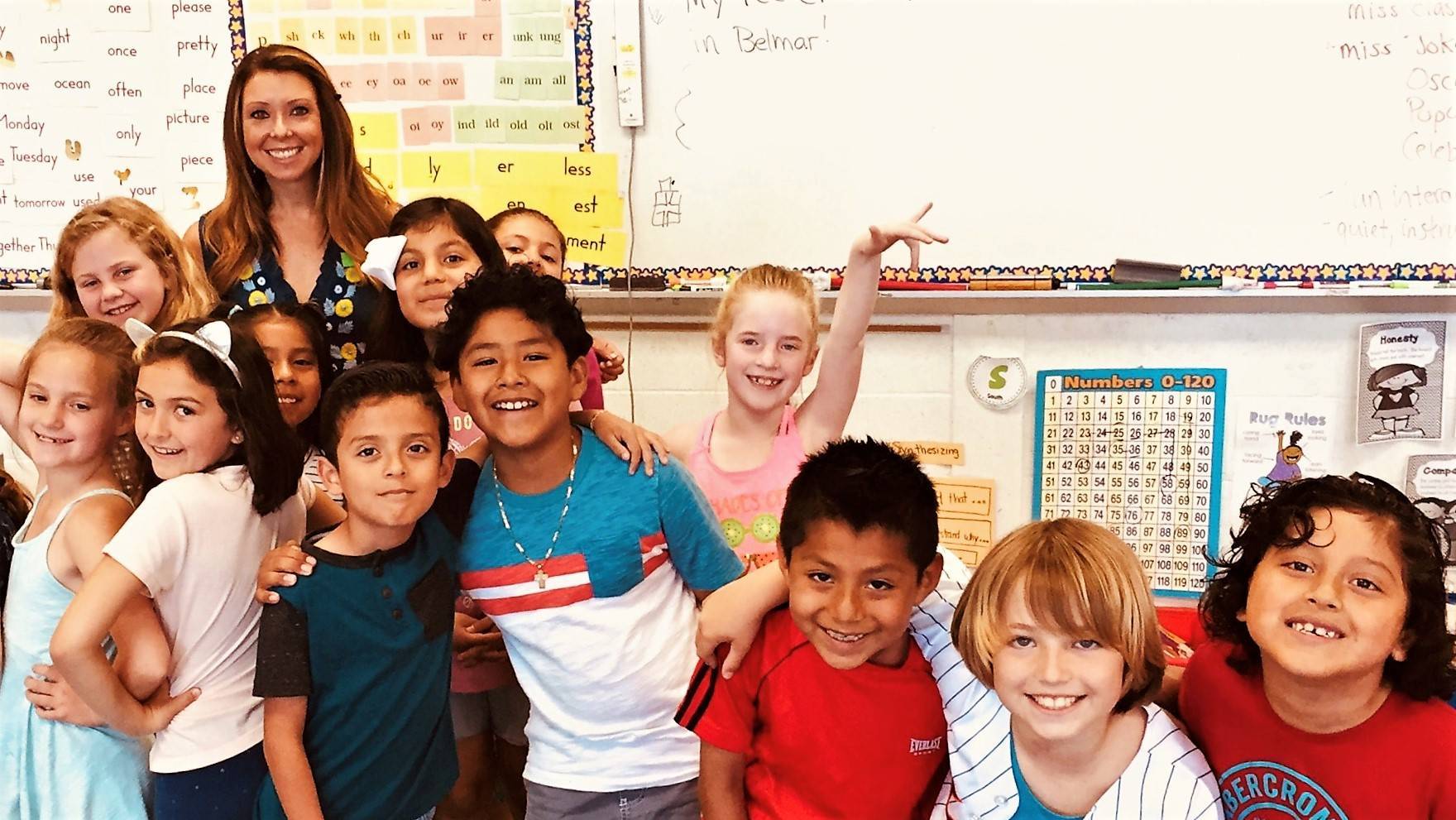 50f072e862e9e652a46a_besteacherofday.jpg