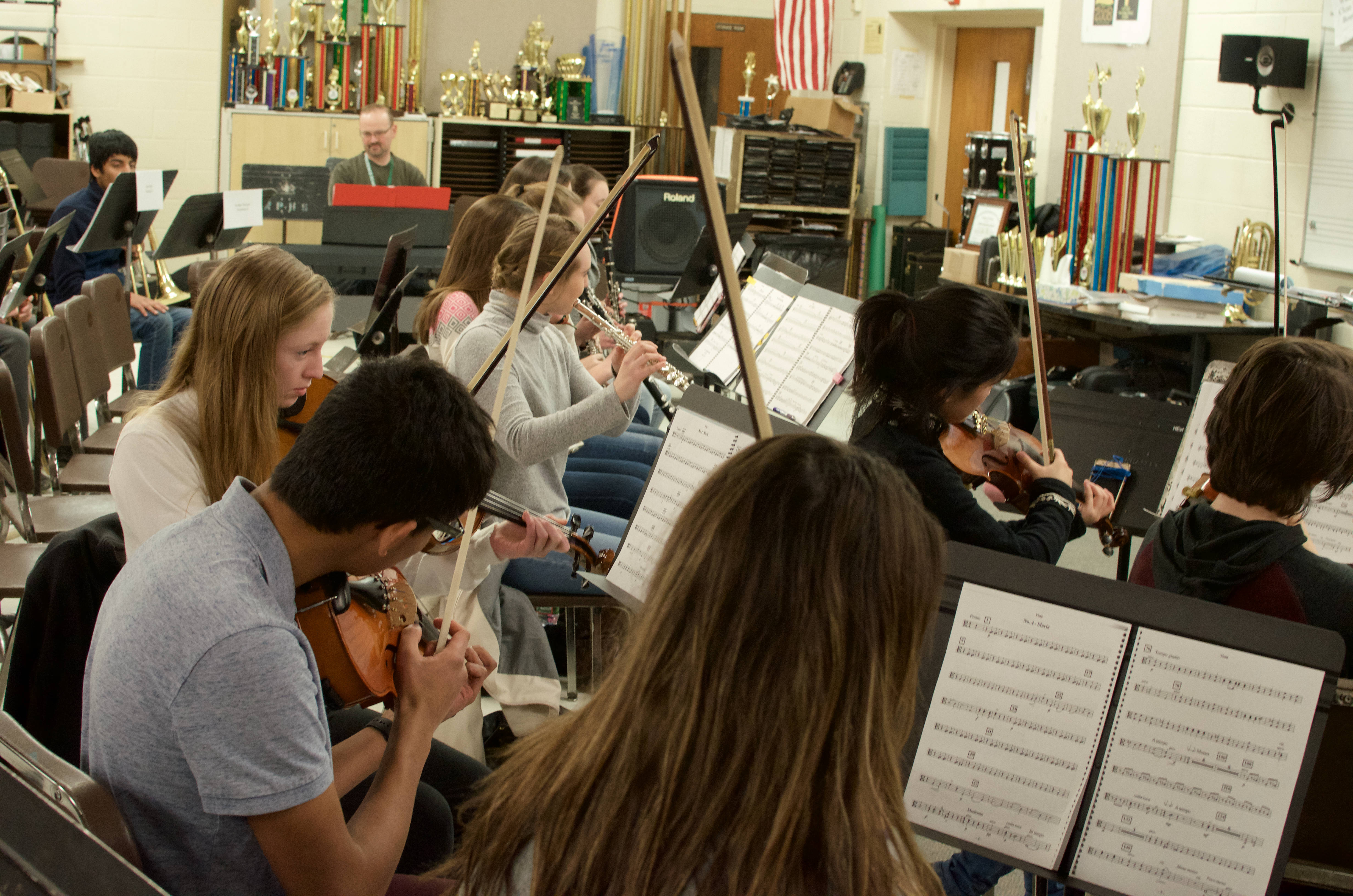 5236cedfe8898bf7998b_SoM_Orchestra_1.jpg