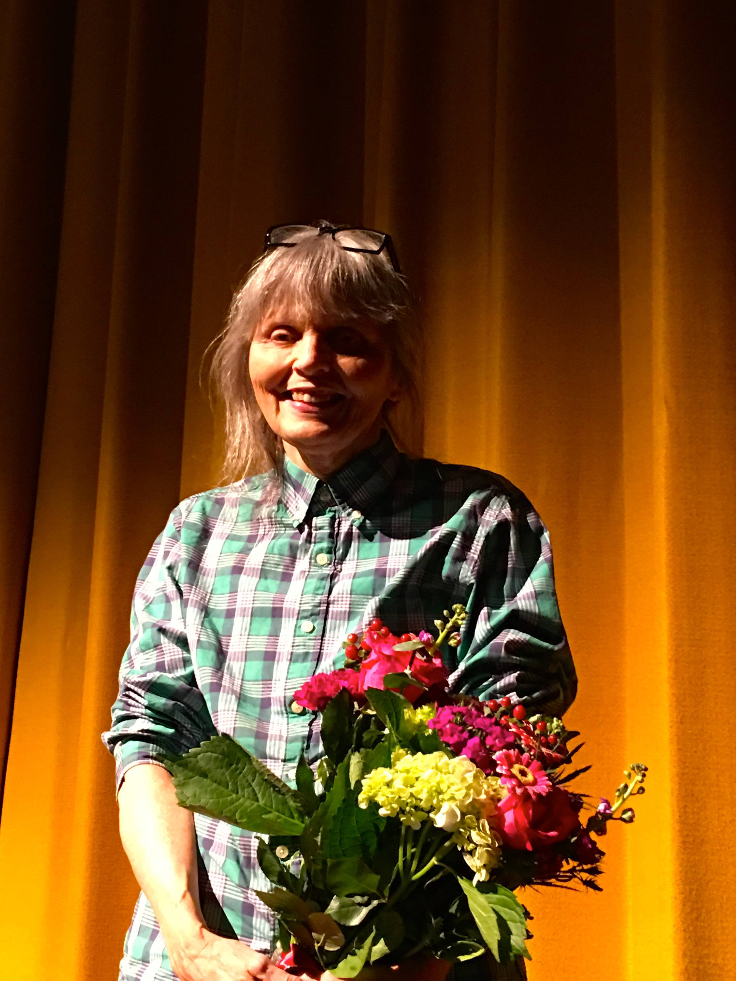 53352acfd25fe21d8b36_a11ec820d7a2f967ad61_Janet_Kraemer_was_honored_with_a_beautiful_bouquet_from_Lafayette_Principal_Cheryl_Russo.jpg