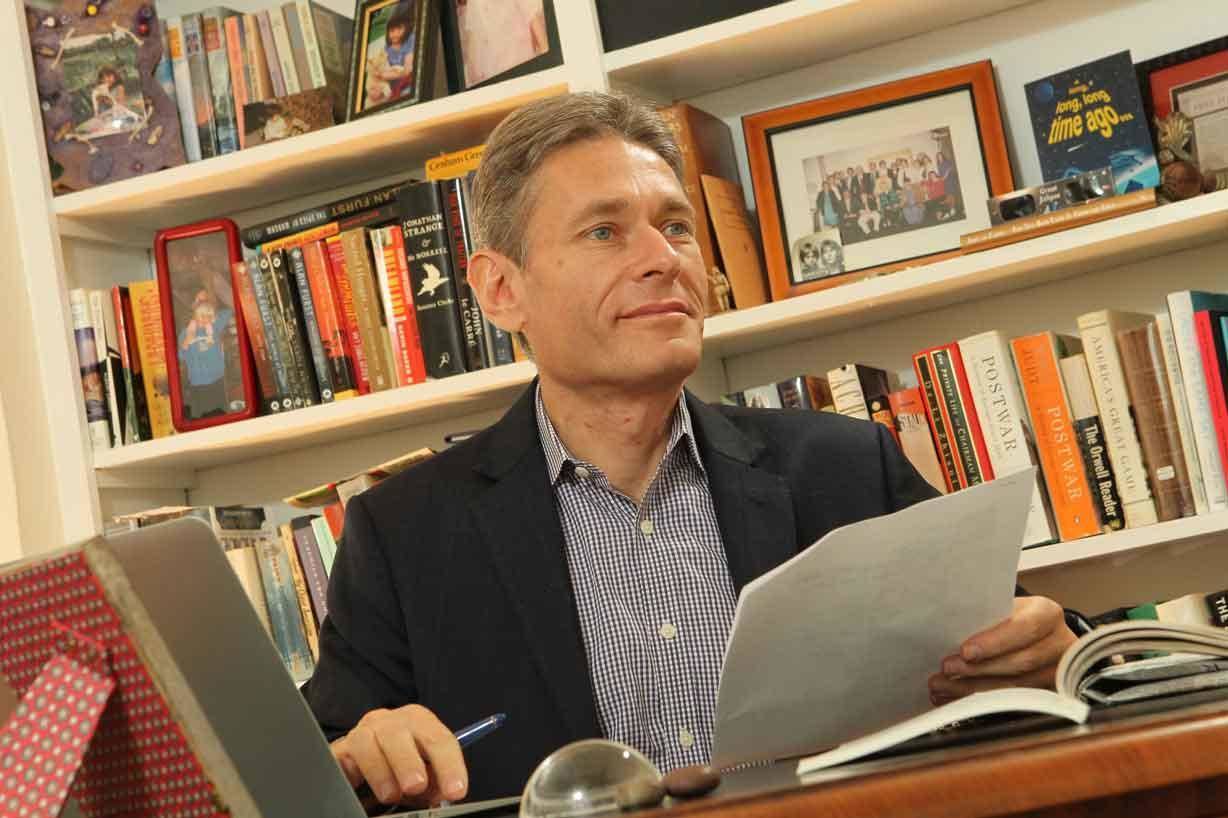 5457559d36c919827758_TomMalinowskiCongress.jpg
