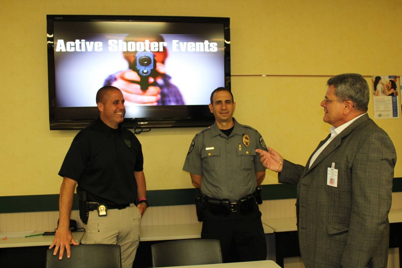 5649b2d839c78732d404_dc93955ffd260a1dad7b_kearns_training2.jpg