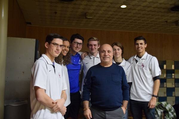 57f8b8b428cf598572b4_Bowling_Team2617.jpg