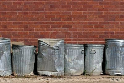5b13f8c93f997f10f9d6_trash.jpg