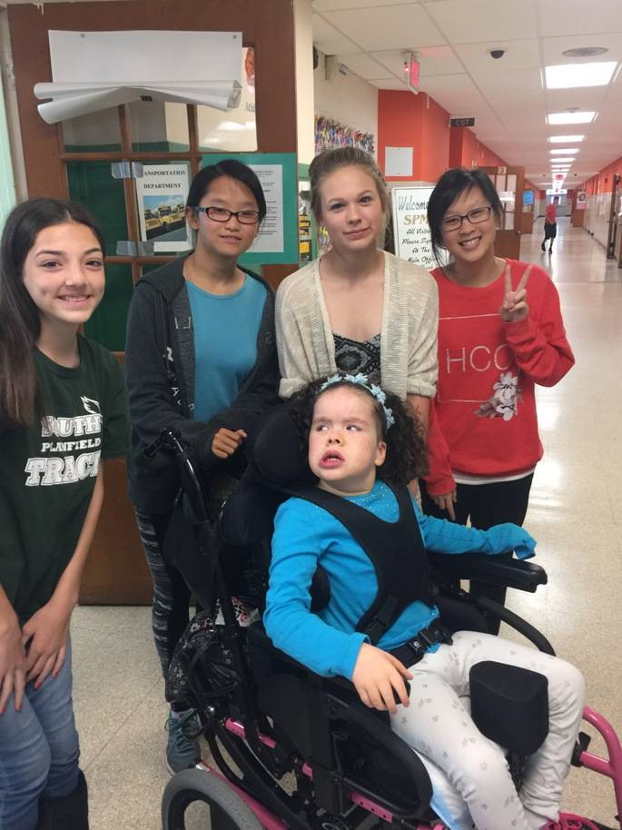 5b57f51abd83dc9dca6f_Middle_School_Visit_5.jpg