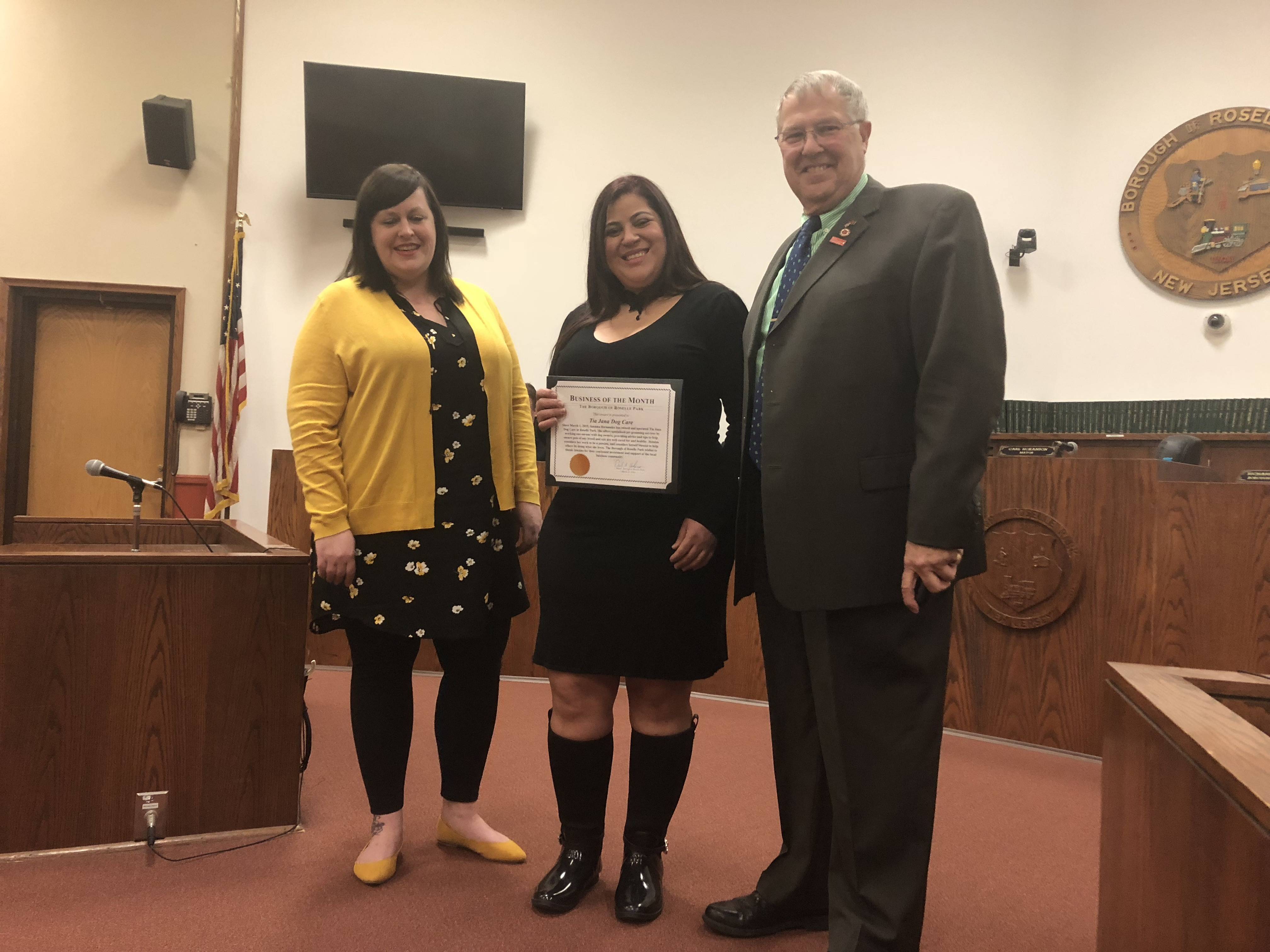 5d4d19ab3c1eb08b3fd4_Borough_Council_Picture.jpg