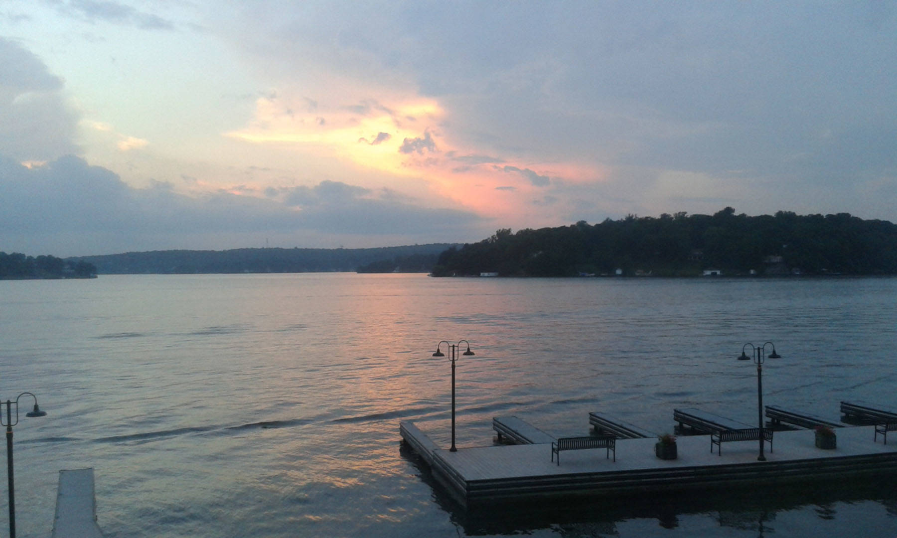 5ecbab536e47bbf57c62_2013.08.29-Lake-Hopatcong-1.jpg