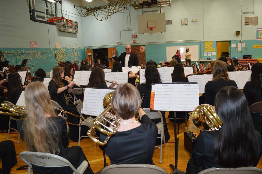 5f65cda08ef0b8610fe0_symphrhsorchestra.jpg