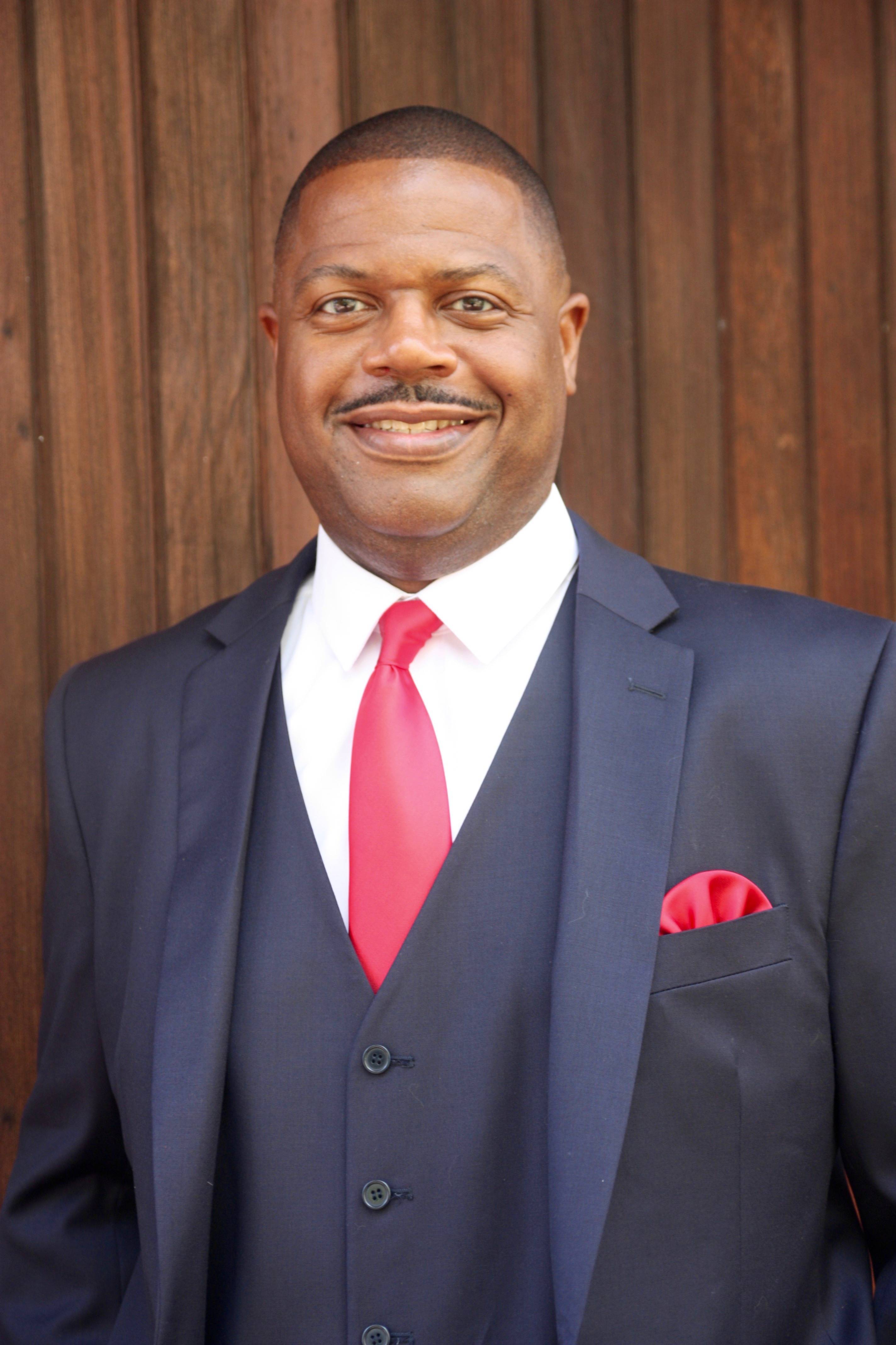 5f86dac0e1c97e994ec7_RalphJohnson.jpg