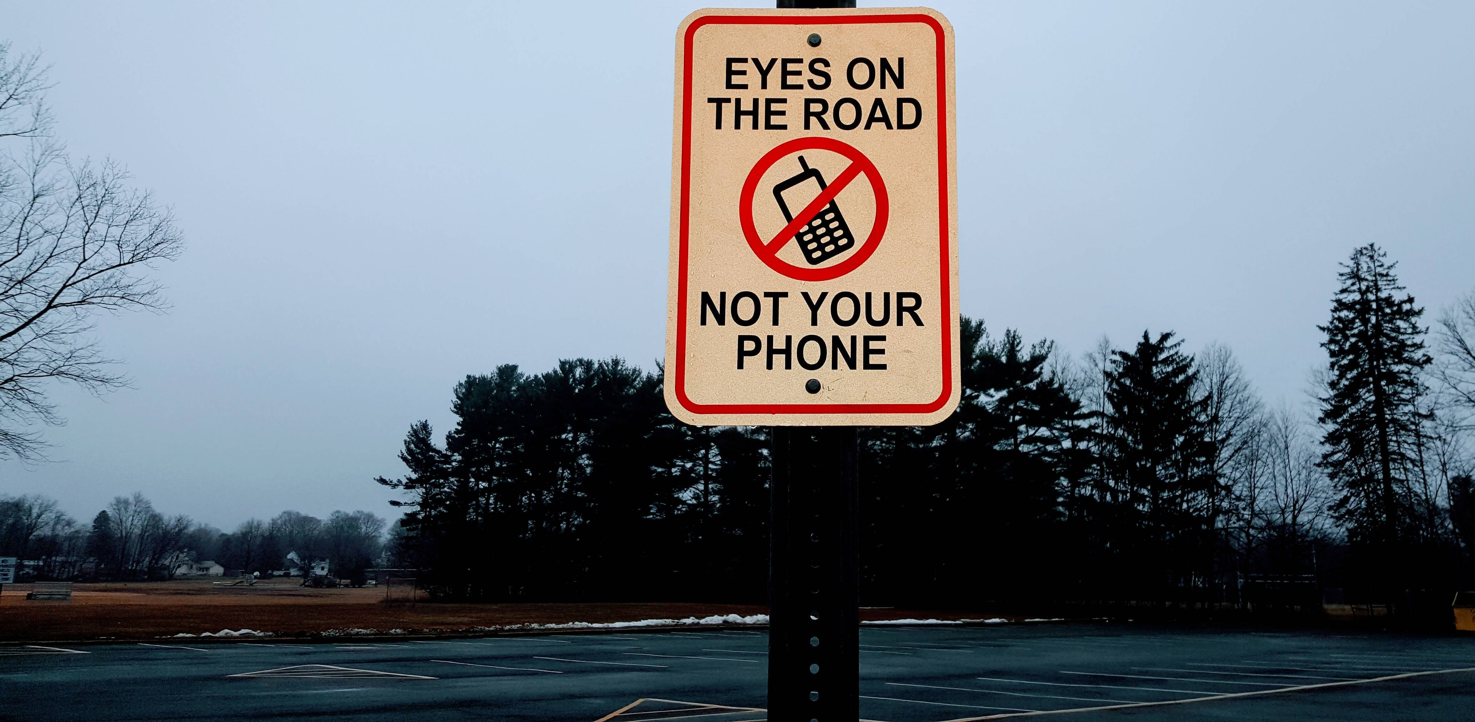 5f968a19973d44e87dac_2d89e7911059d2ef7751_hunt_street_sign.jpg