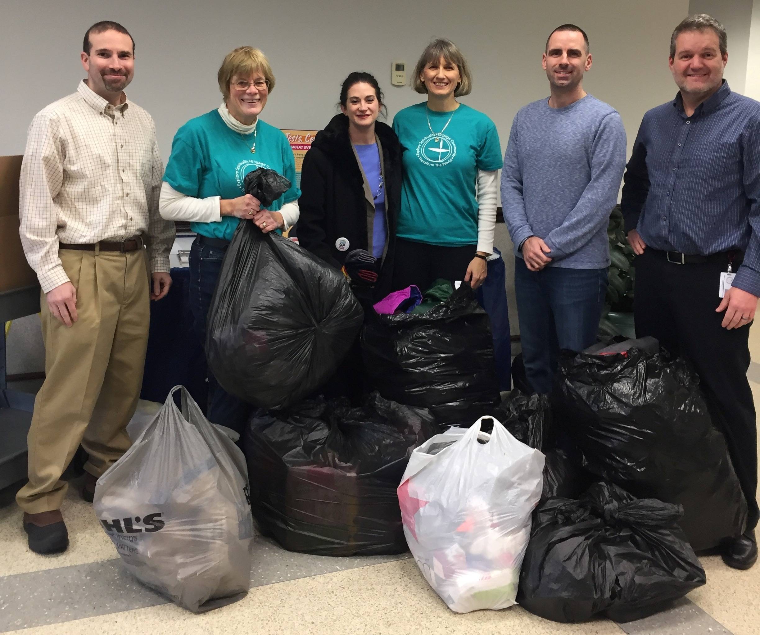 627b7acaf77c1884fd72_UUCSH_donation_dropoff_Somerset_PIT.jpg