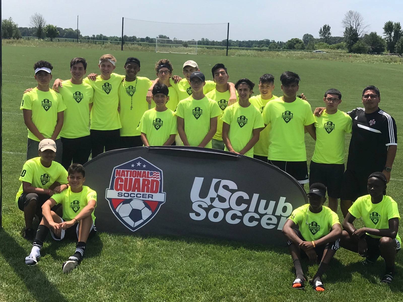 62bb04f6936828ff7adc_Bloomfield-Cheetahs-USCLUB.jpg