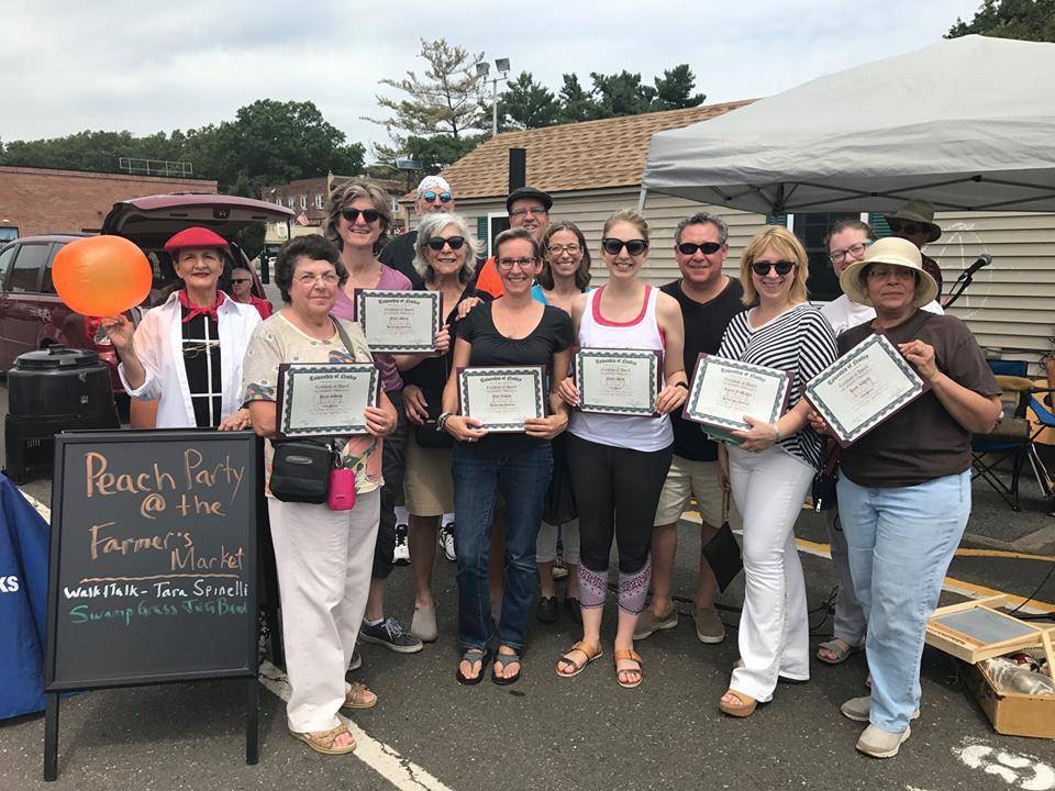 6349c43b3720df31a8c9_Nutley_Farmers_Market_Peach_Pie_Contest_2017.jpg