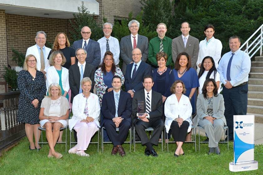 6384553e9d88978e5f6f_JFK_ONCOLOGY_GROUP_AWARD_7X4.6_.jpg