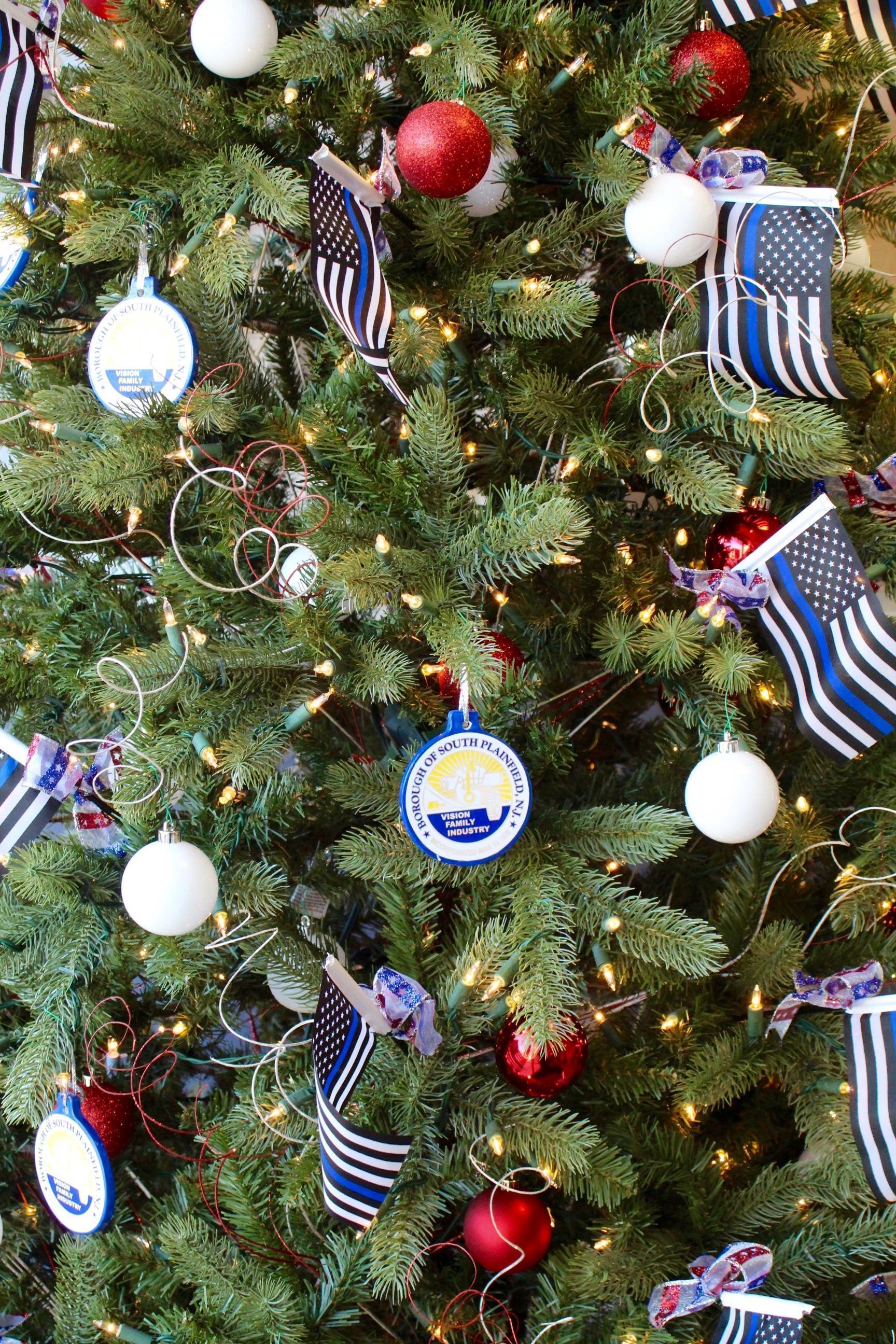 Borough of South Plainfield Shows Support of Police with Blue Line