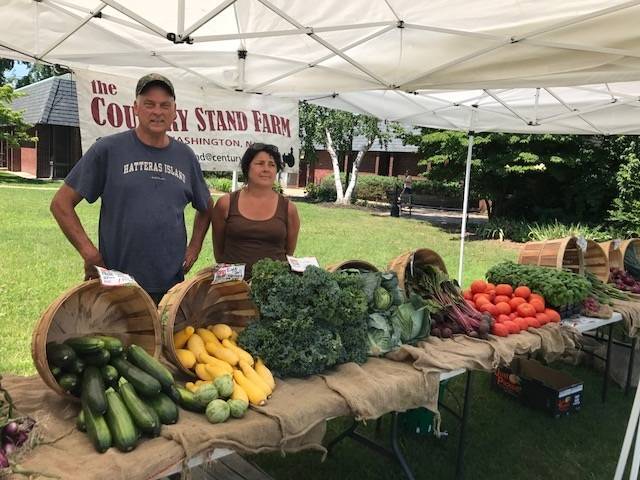 66d10f1d006792b5db8c_FarmersMarkettheCountryStandFarm.jpg