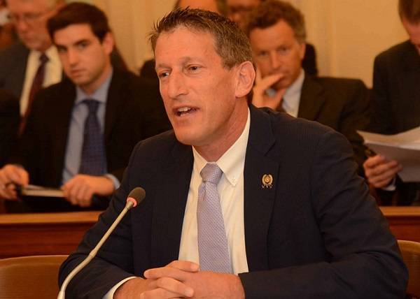 677341cd620948f3b2c1_Andrew_Zwicker.jpg