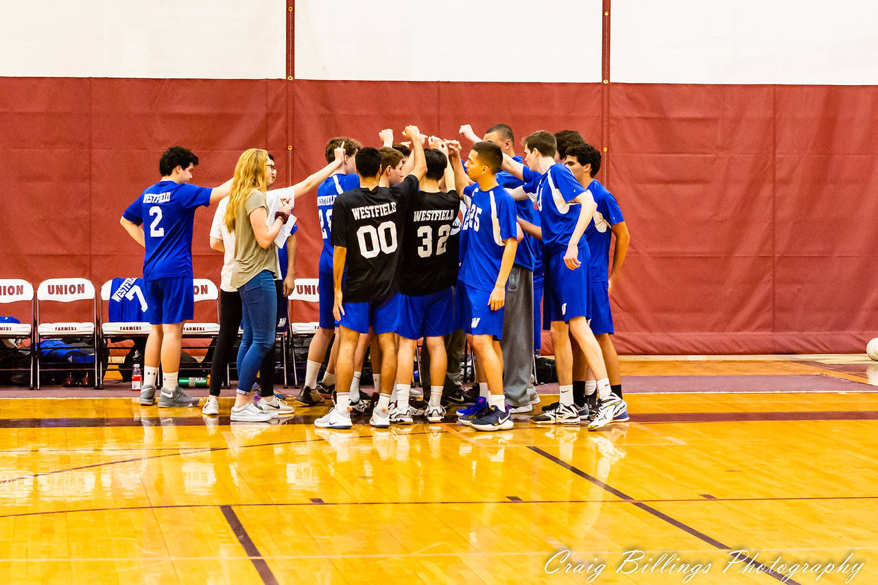 68709a645ae8968eddba_IMG_6218_team_pic_volleyball.jpg