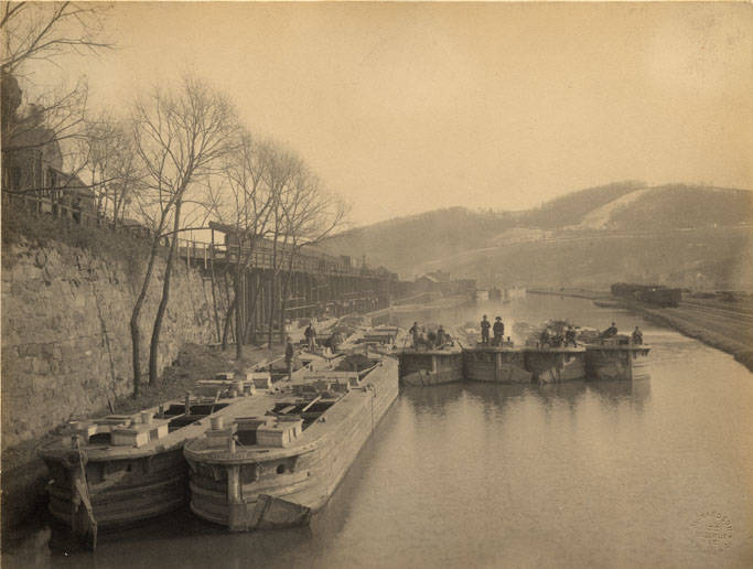 6aa97060bb38f4722006_Canal_boats_at_port_delaware_courtesy_of_NJ_Dept_of_State_collection.jpg