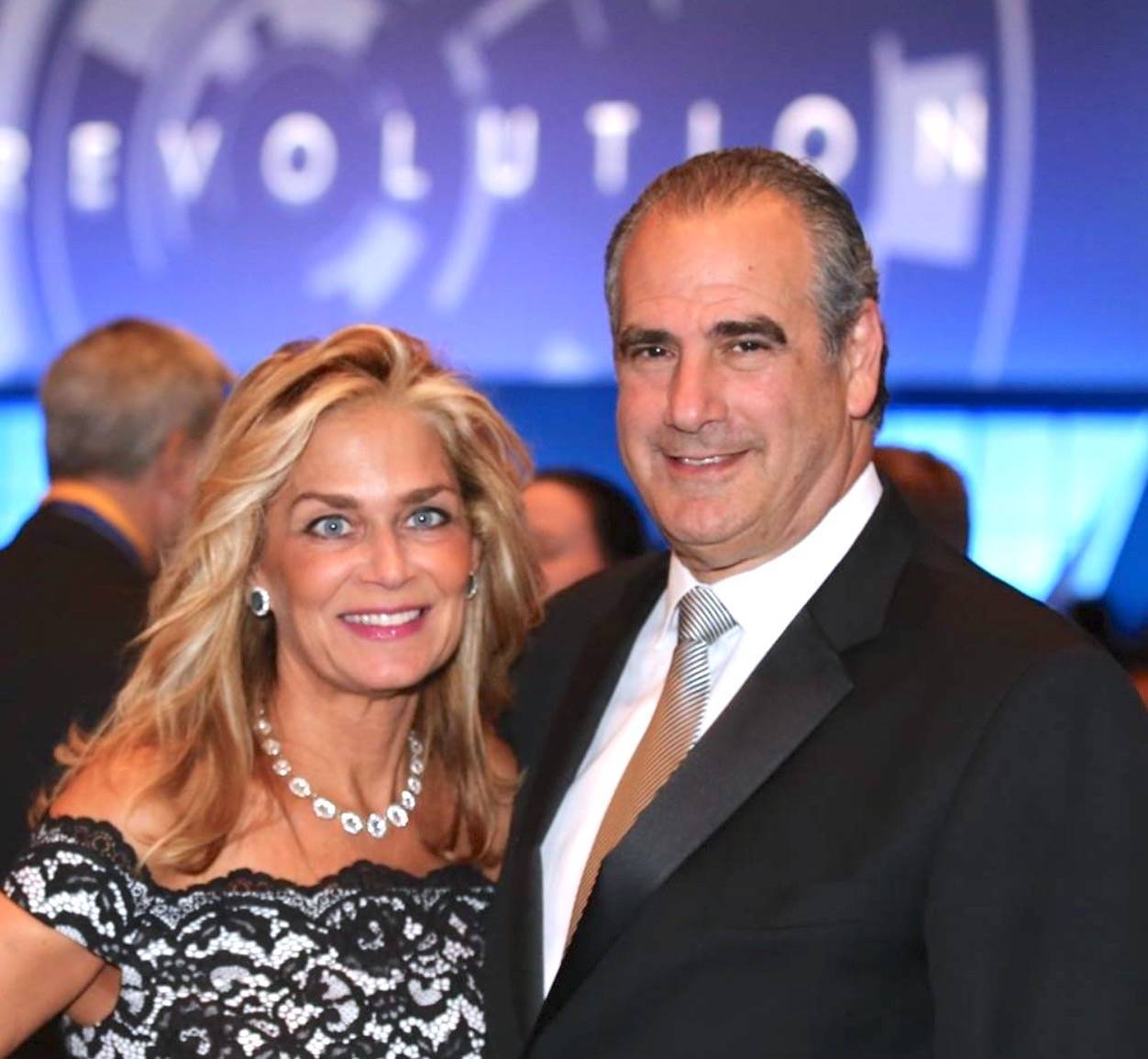 6adbc8f9924fe3a07186_634bca53be6f58dc149c_Charlie_and_Geri_Oppler.jpg