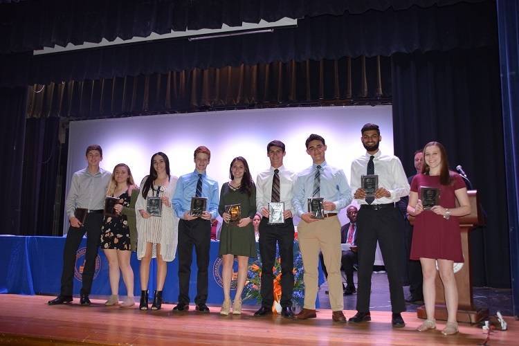 6c98f6ba5e291398b8cc_BulldogAwards.jpg