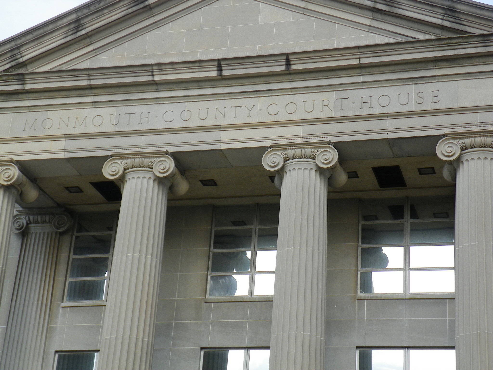 6c995f07728a6239f258_monmouthcountycourthouse.jpg