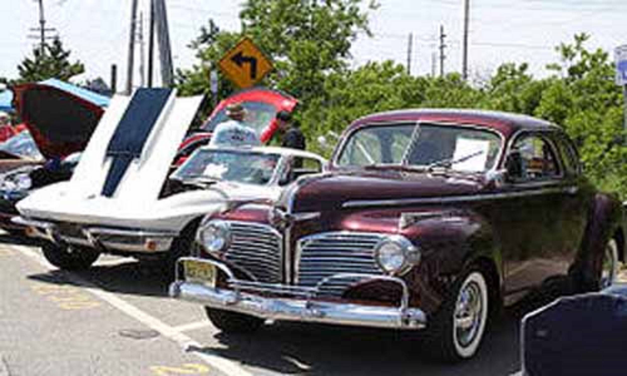 76697c6f5ad0a39e662c_vintage-car.jpg