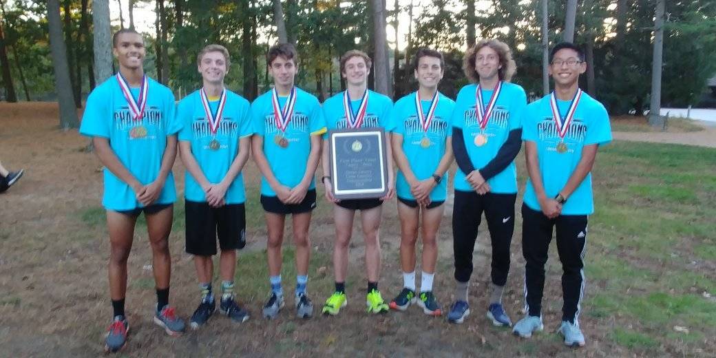 790940c5f60e9d42fd1c_XC_boys_champs.jpg
