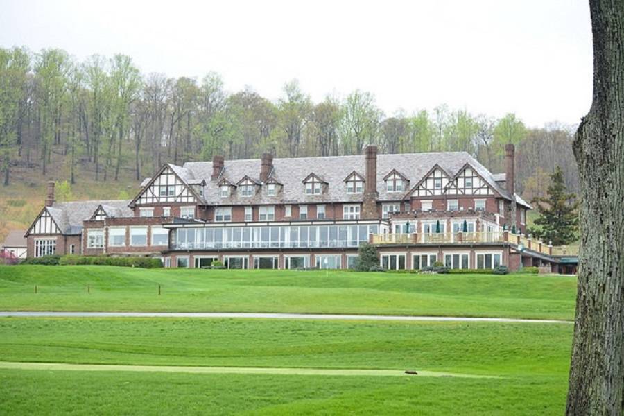 7a13e7c344982138657f_BaltusrolGolfClubClubhouse.jpg