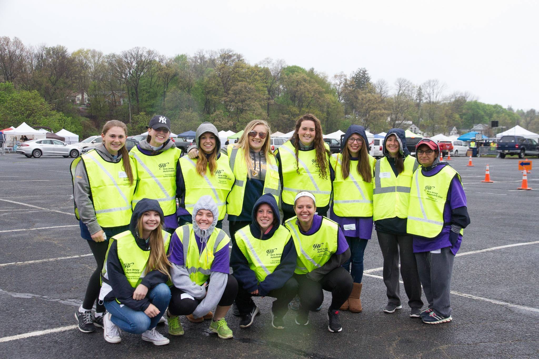 7a964af88e1f92418f5d_a8278d38ef68edd3e8ef_Block_Party_volunteers__2_.jpg