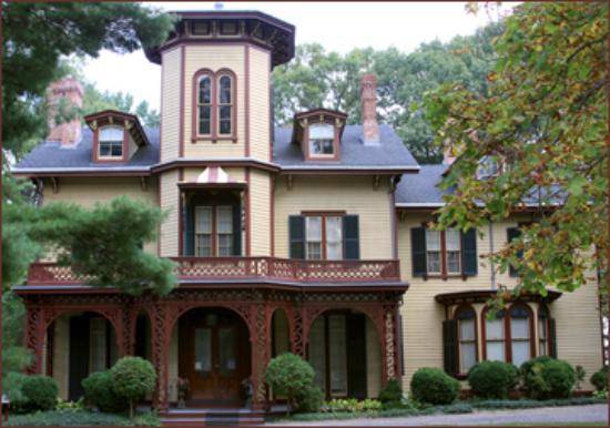 7acf085242f5d3fe1927_acorn_hall.jpg