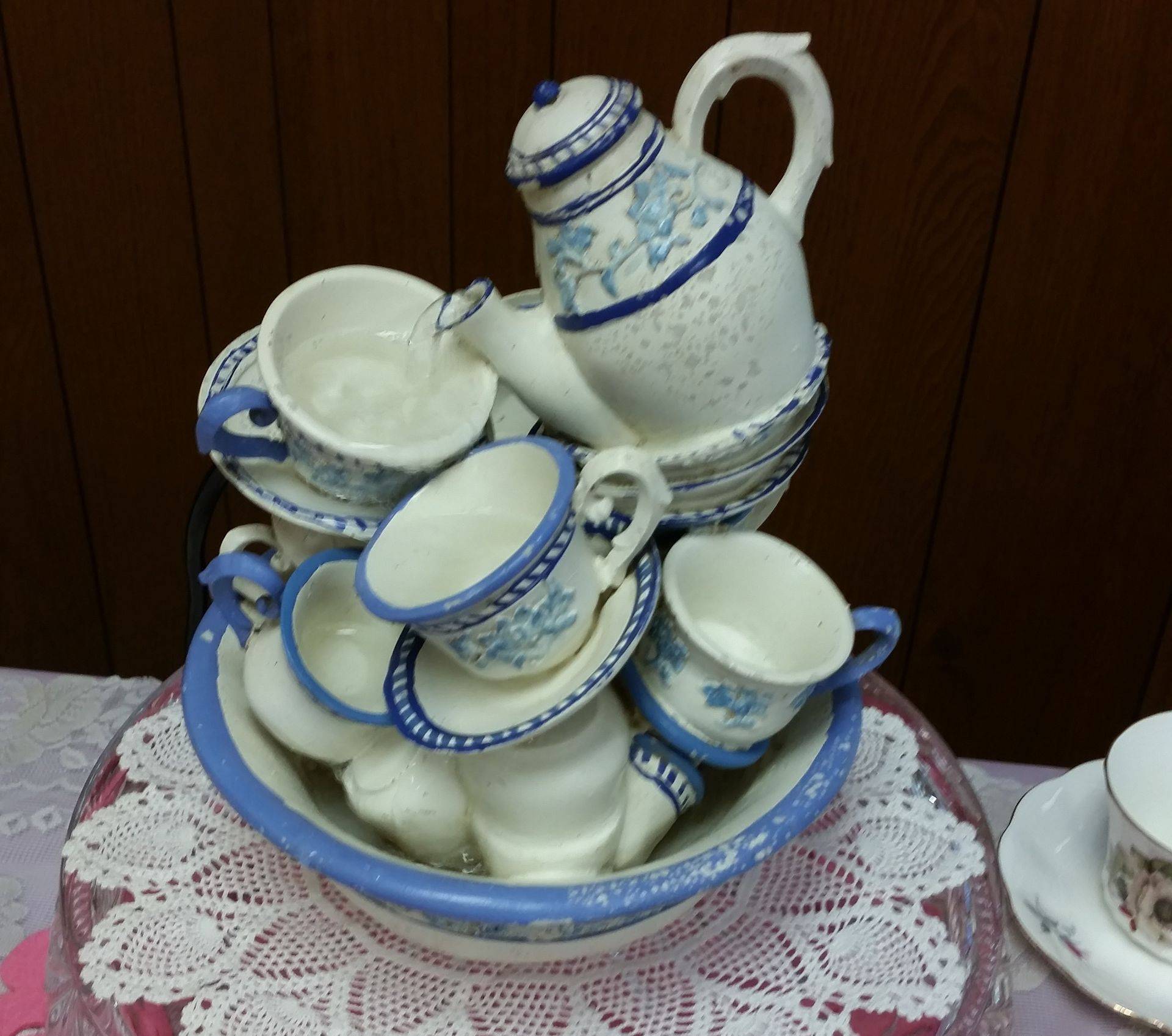 7ca44ae653add9880690_Teacups.jpg
