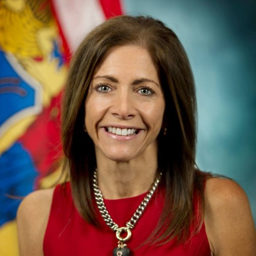 7eff1fe599133a947f44_First_Lady_Tammy_Murphy.jpg
