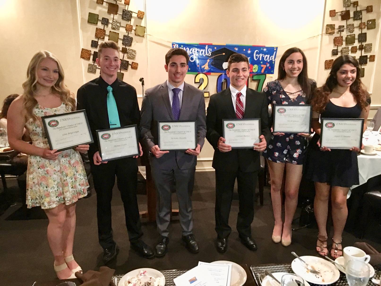 80f18fadce65e33ec70c_UNICO_Scholarships_2.jpeg