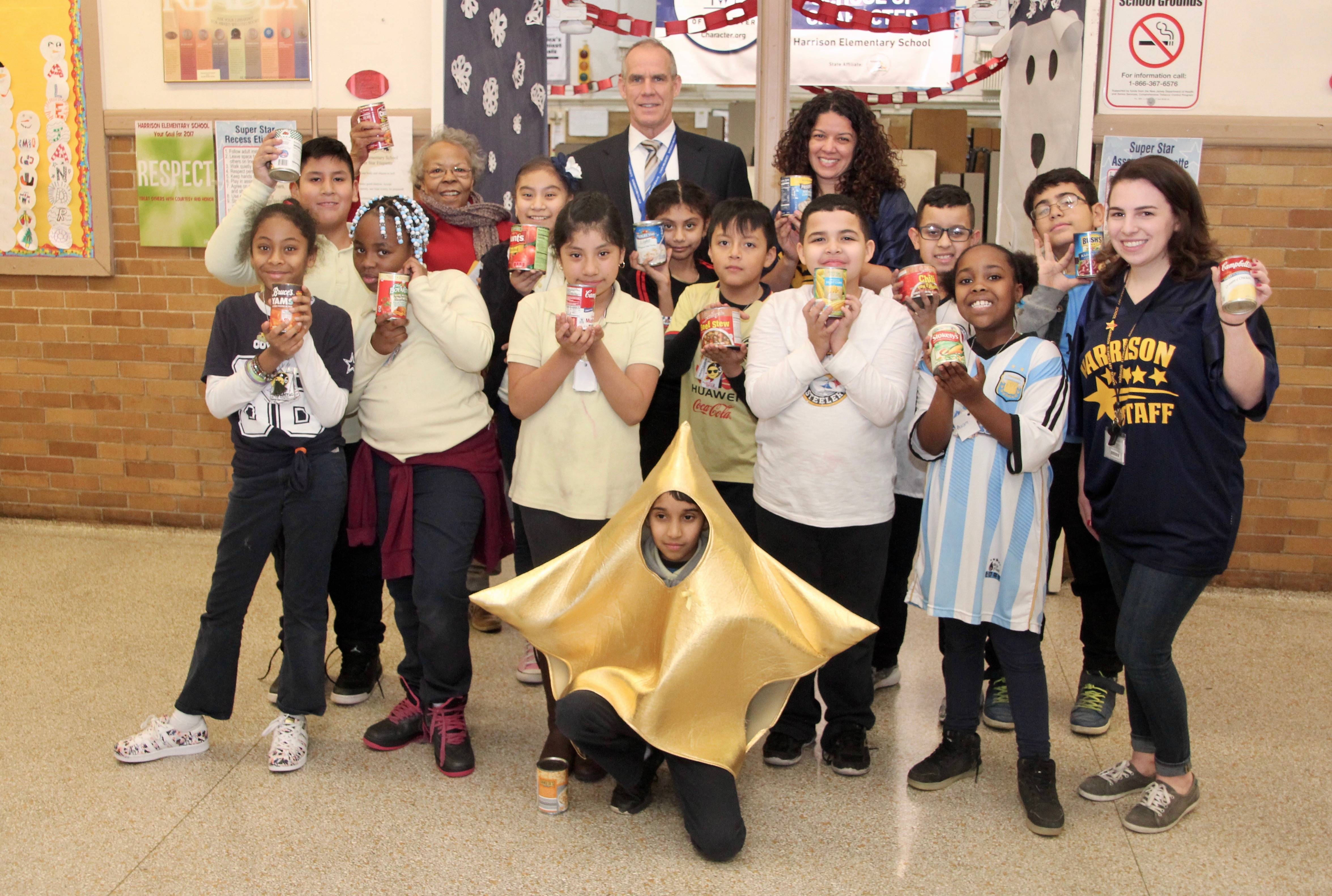82f508bbca685f48d944_Roselle_SOUPer_Bowl.jpg