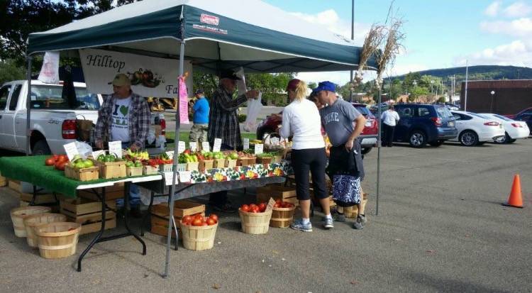 8350d1f2015dbf27130b_farmers_market.jpg