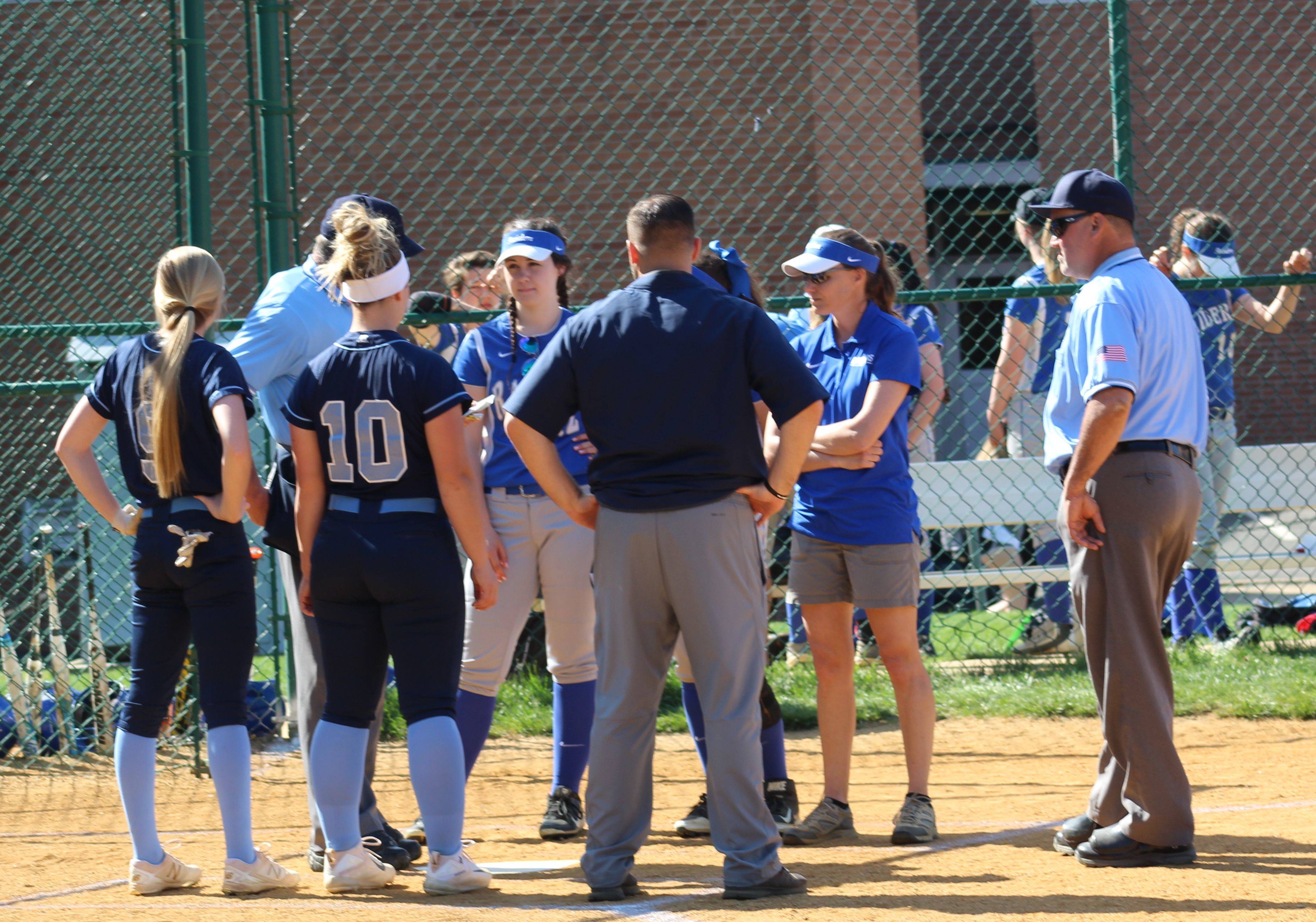 835cd9b1045f5c087c97_1_captains.jpg