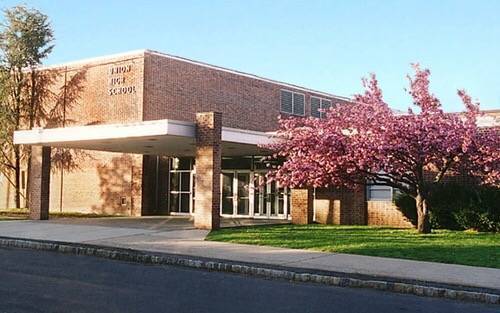 86b092e8b2af3e555fcc_bfcef9fdb50d253a92ca_Union_High_School.jpg