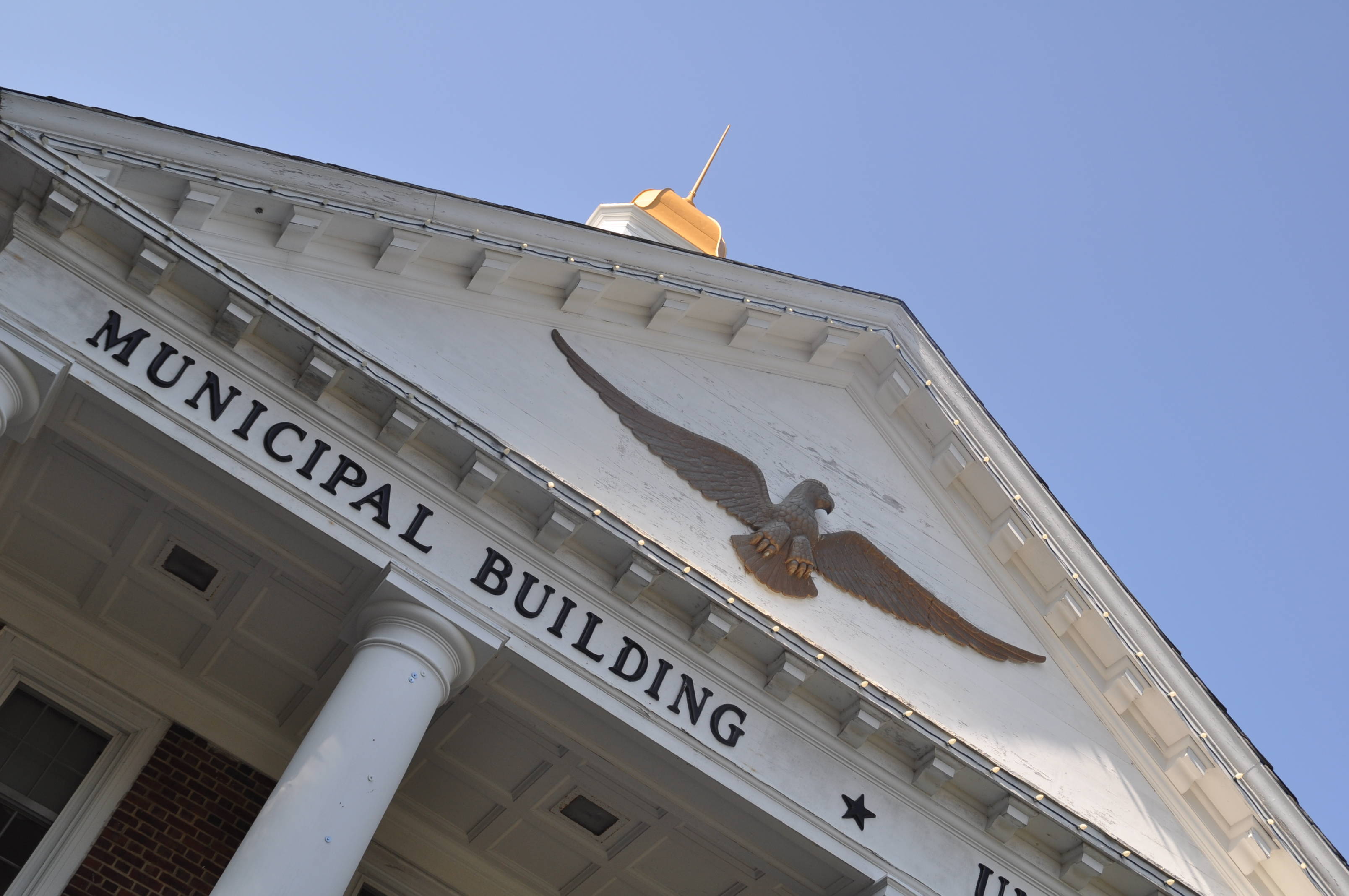 886bf4a05e31c22cf3f9_60cc74fd747c96f5e4b4_town_hall_2.jpg
