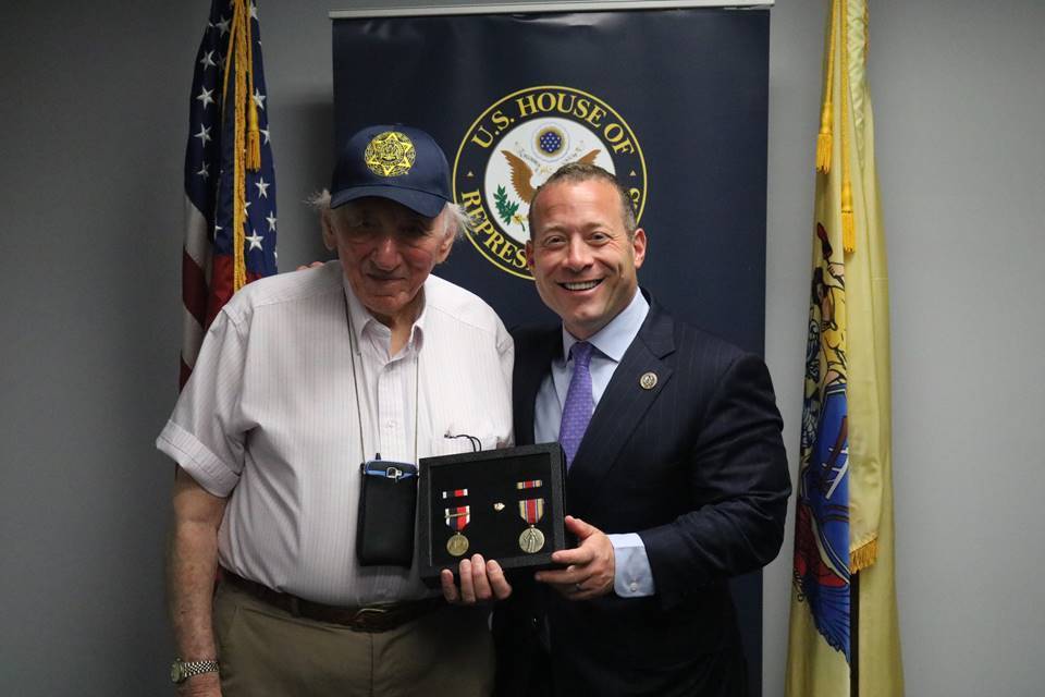 894210f2ba20c83ebd4c_vet_Gottheimer.jpg