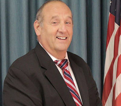 8a15f83aa77638467efb_WAYNE.jpg