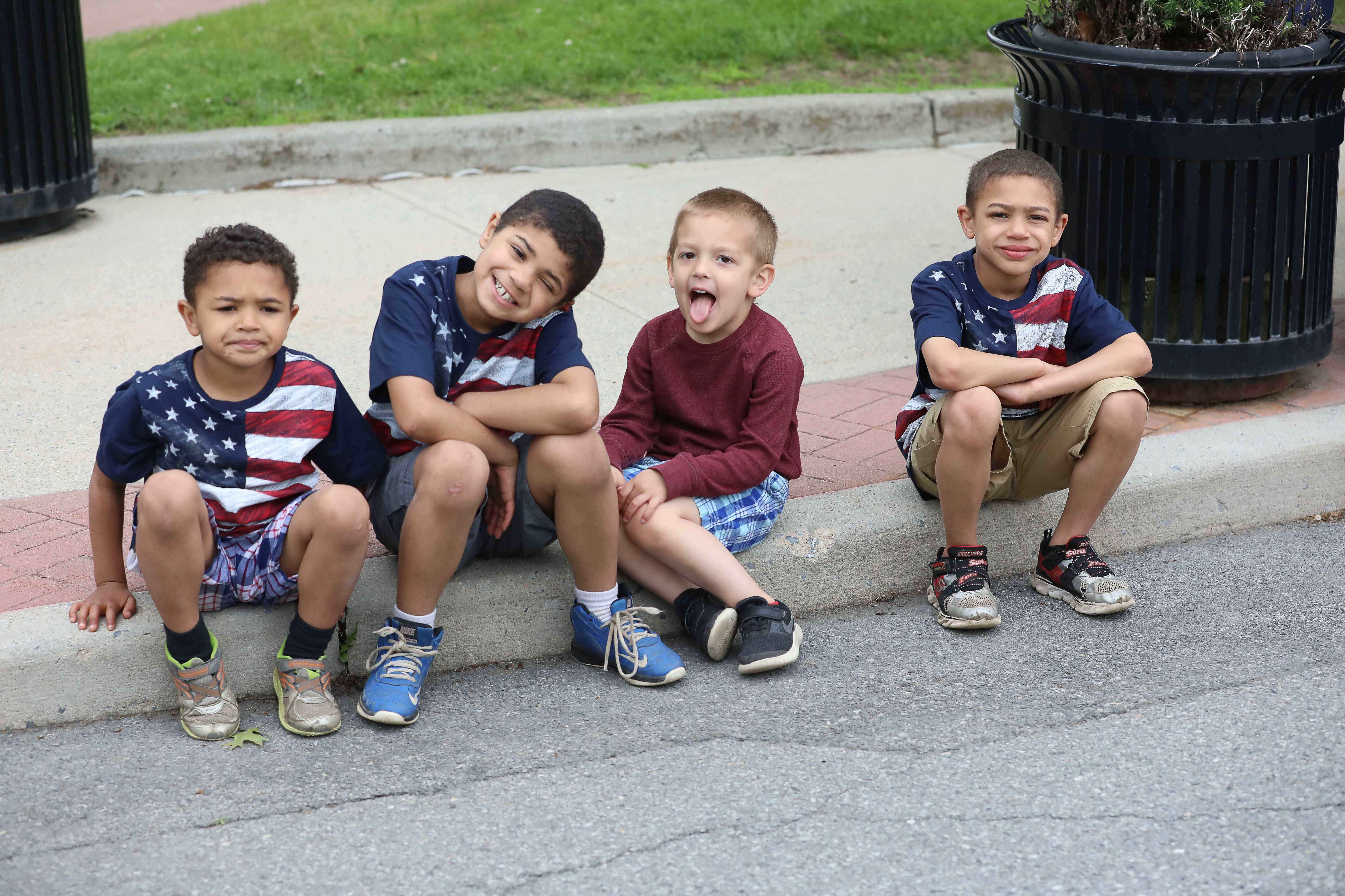8c6afb6c423cf5deac0a_YN-MemorialDayParade-180528-048.jpg