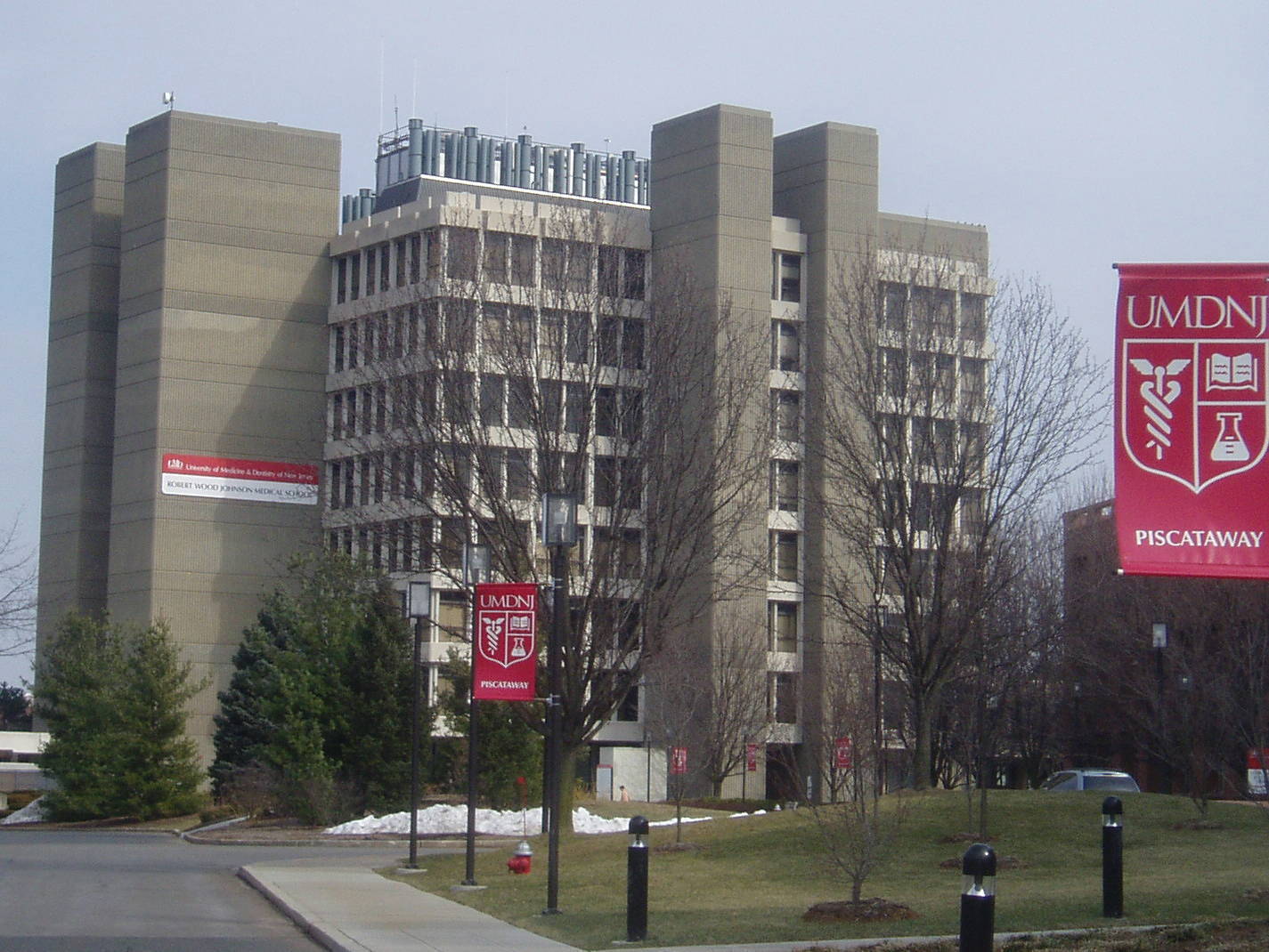 8d2fab22a4c4b240b8a1_best_cff4bcd09ace15374d45_Robert_Wood_Johnson_Medical_School__basic_science_building__2006_.jpg